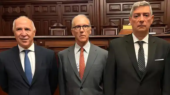 El Gobierno modifica la estrategia y no descarta incluir a una mujer entre los candidatos a la Corte Suprema