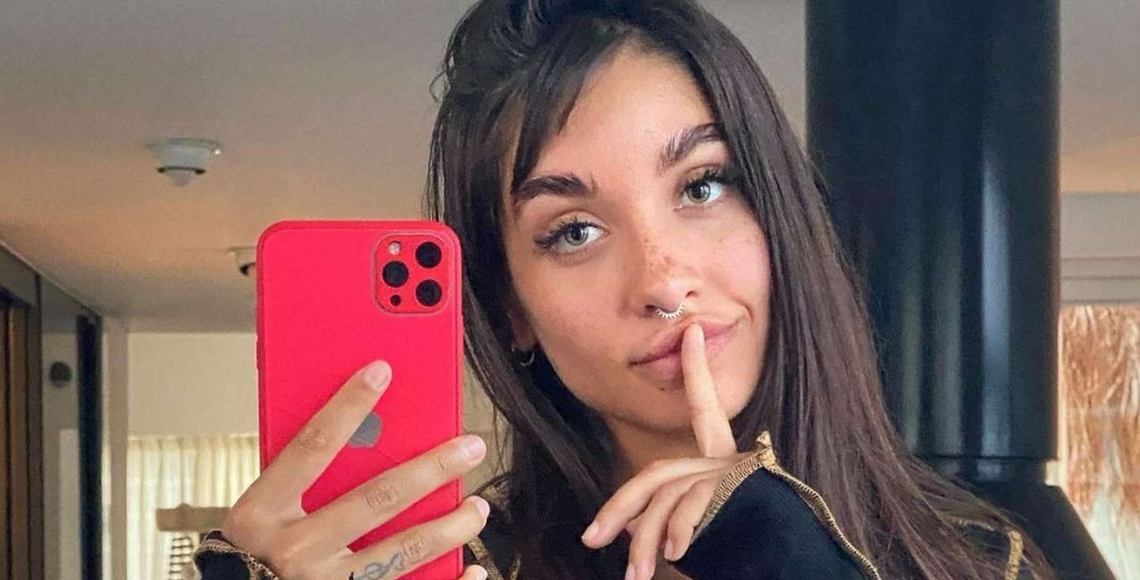 Tanga a la vista: María Becerra se sumó a la tendencia