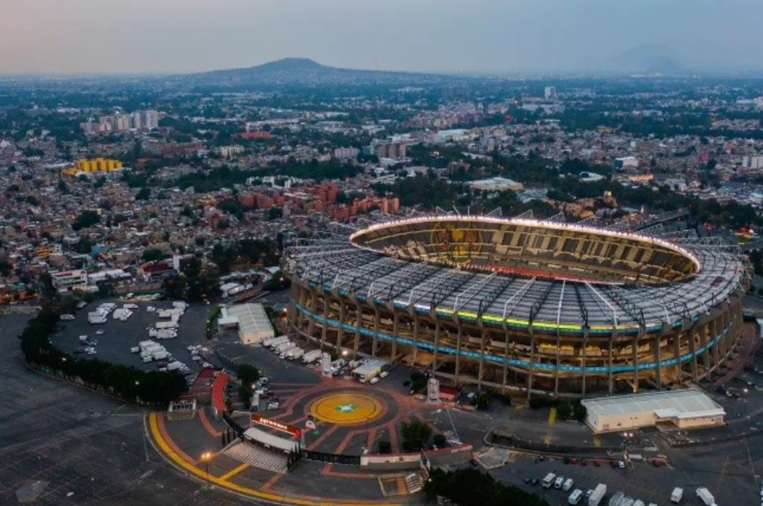 Tercer Mundial para el mítico Azteca. (FIFA)