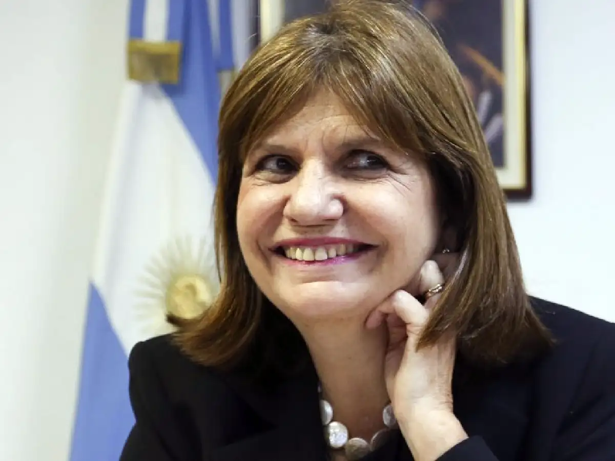 Bullrich denunciará a los grupos de Facebook que convocaron a “saqueos”