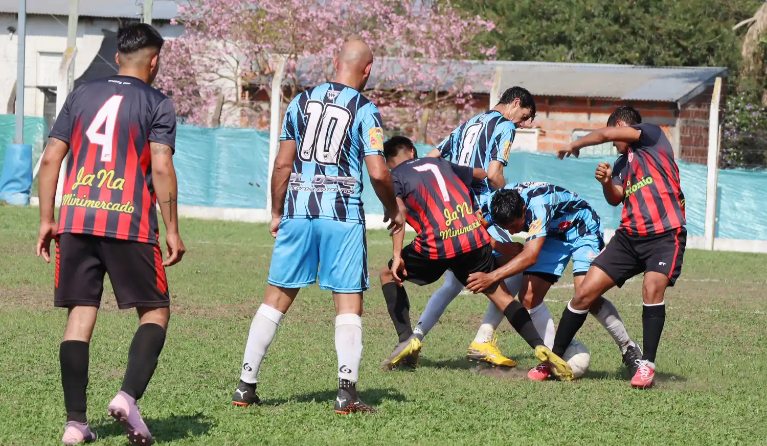 Con varios clásicos arranca el campeonato de primera en Concordia