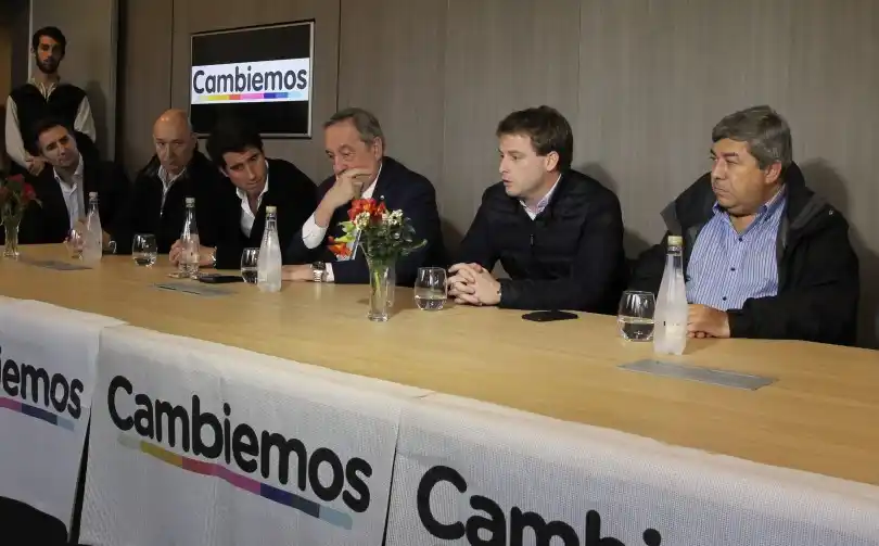 Cambiemos pide a los vecinos revisar las boletas ante maniobras de confusió