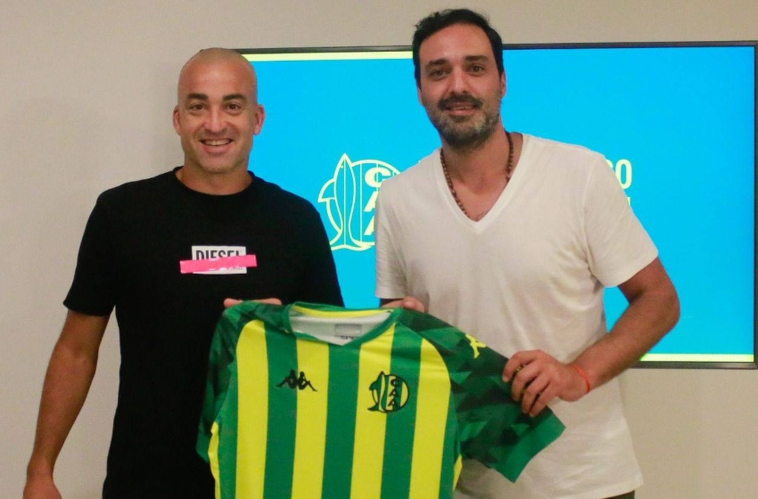 Santiago Silva ya se entrena a la par en Aldosivi