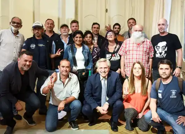 El Presidente con movimientos sociales