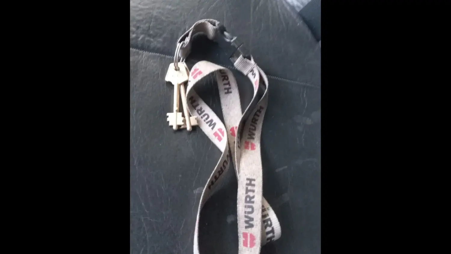 Llaves encontradas en la Bajada al Club Náutico