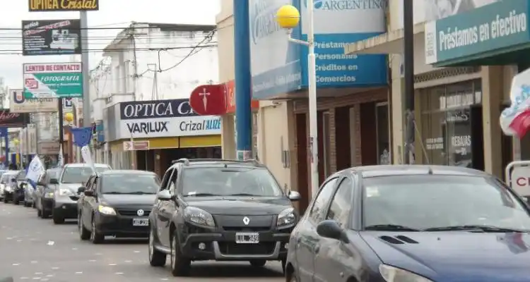 Docentes de San Pedro recibieron a la caravana provincial