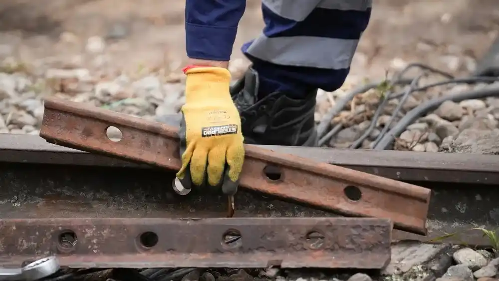La mano de un trabajador. (Agencia Xinhua)