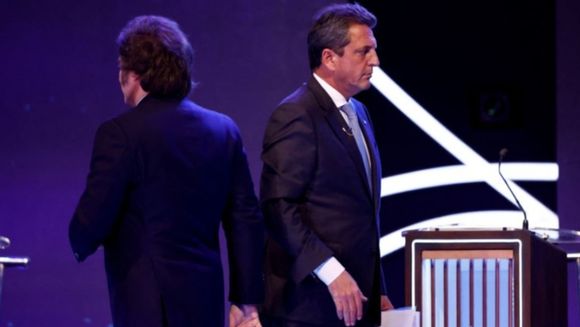 Massa y Milei tuvieron un fuerte cruce en redes, a 18 días del balotaje