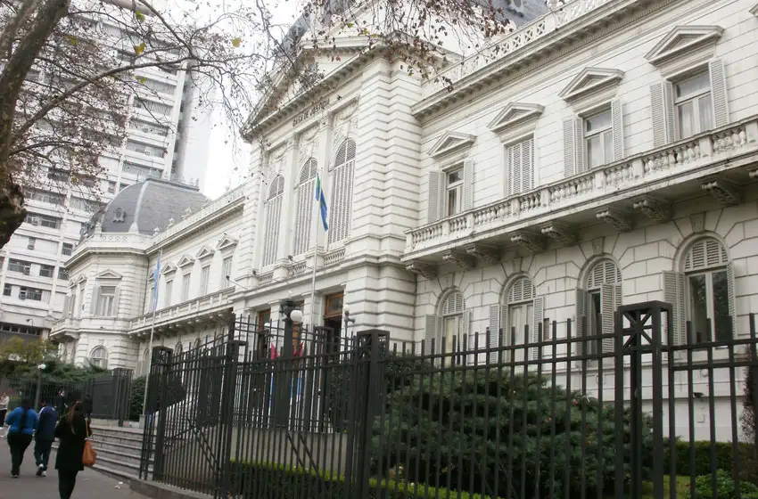 La Suprema Corte extendió el asueto pero implementará servicios a distancia