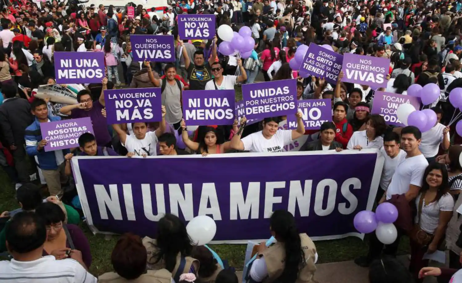 El drama de los feminicidios no se detiene en Perú