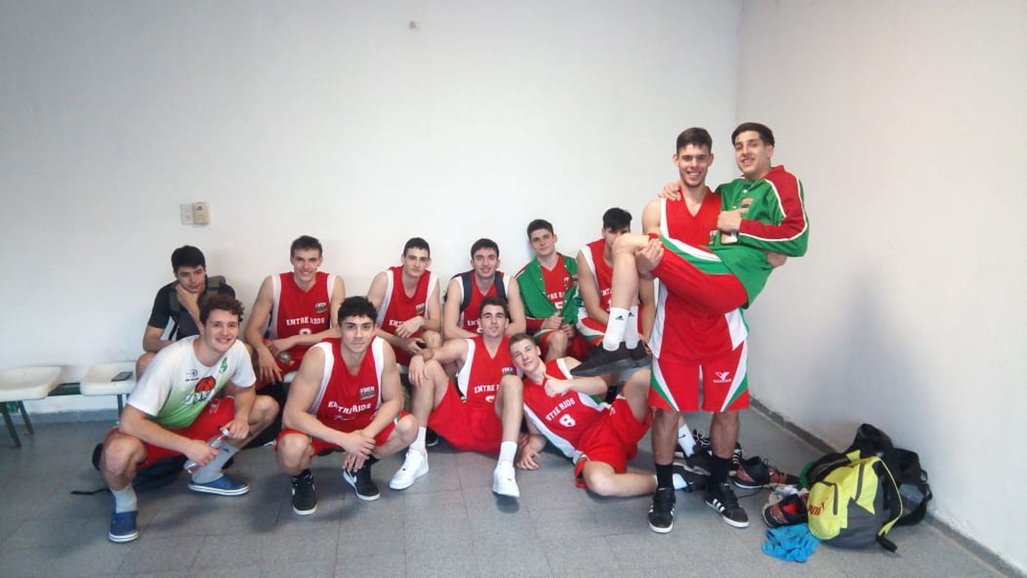 Entre Ríos venció a Febamba y pasó invicto a cuartos de final