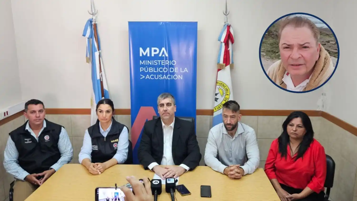 La conferencia estuvo a cargo del fiscal, Carlos Vottero.