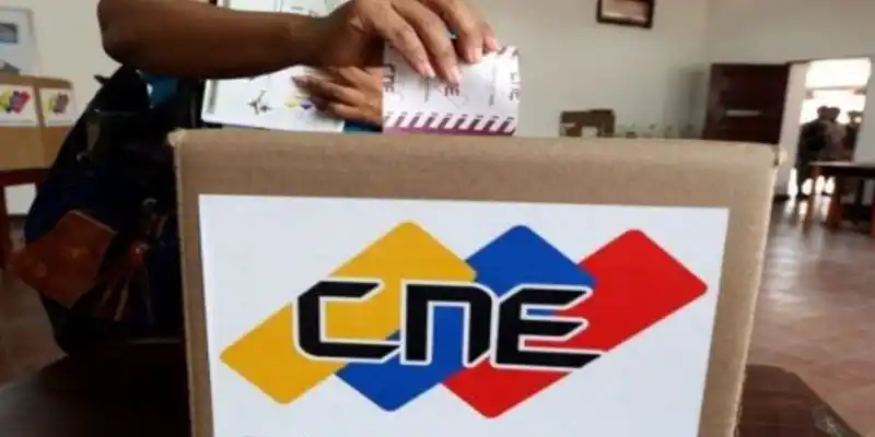 CNE del régimen invita al «acompañamiento» internacional de las elecciones del 6D
