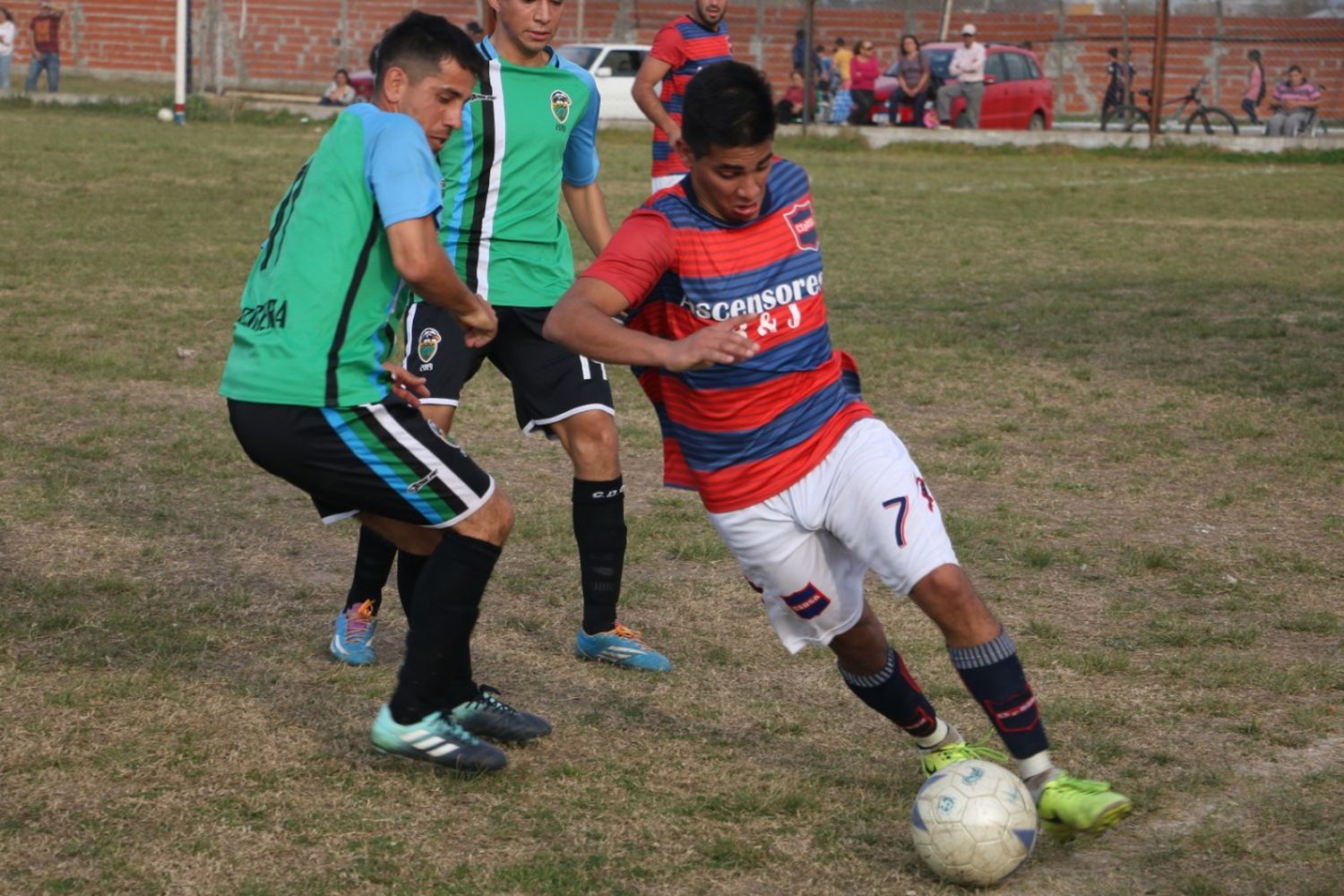 Sud América recibe a Pueblo Nuevo en el destacado de la fecha