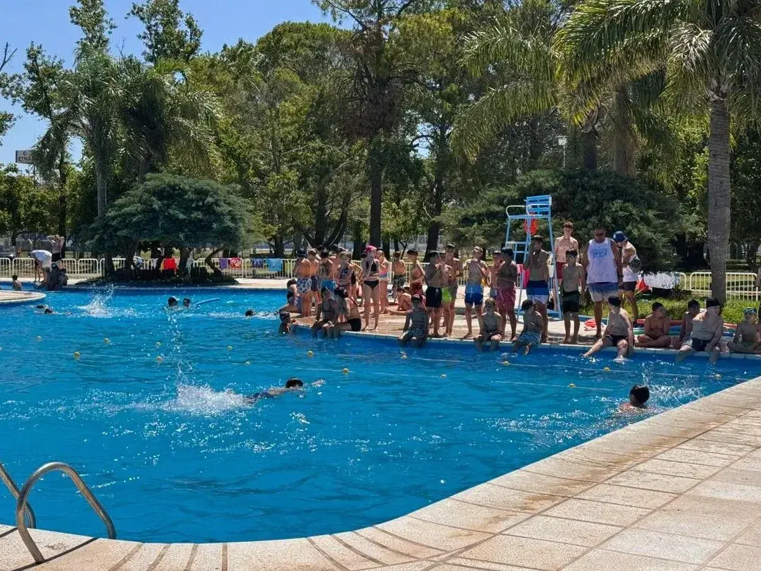 La colonia de vacaciones de Atlético comenzará el 15 de diciembre y se extenderá hasta el 31 de enero del 2027.Foto:AR