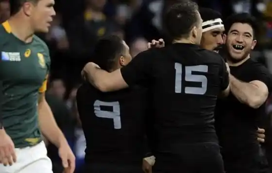 Los All Blacks derrotaron a Sudáfrica y están en la final del Mundial 