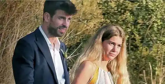 ROLO DE TAPARAZO se dio Clara Chía mientras huía con Piqué de los paparazzi (Video)