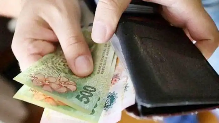 Según el Indec, la suba promedio de los salarios fue del 2,5 % en septiembre	