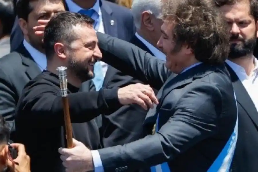 Milei analiza enviar ayuda militar a Ucrania