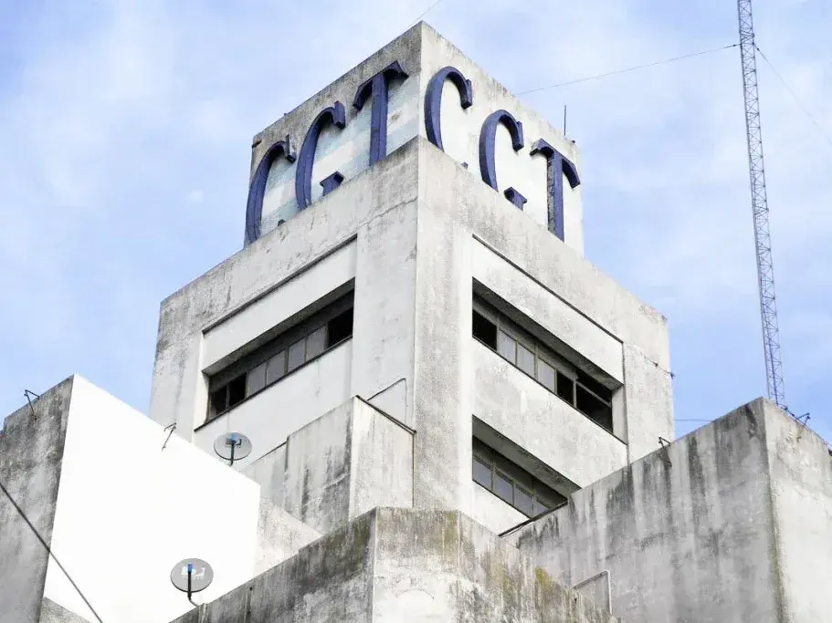 La CGT reclama al Gobierno discutir presencialmente el salario mínimo ante el deterioro de ingresos