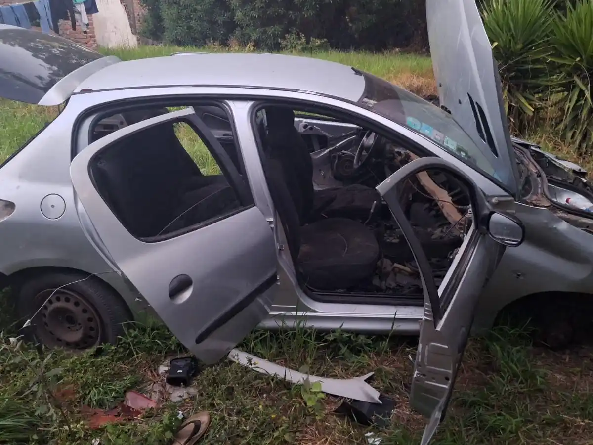 En uno de los procedimientos fue identificado un hombre de 43 años, quien fue notificado de la formación de causa por Encubrimiento.