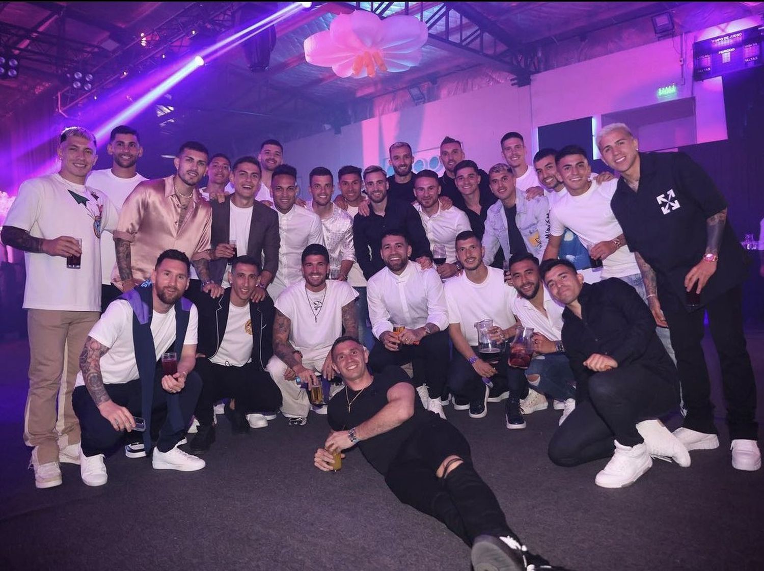 Los campeones del mundo celebraron en una fiesta privada en el predio Lionel Messi