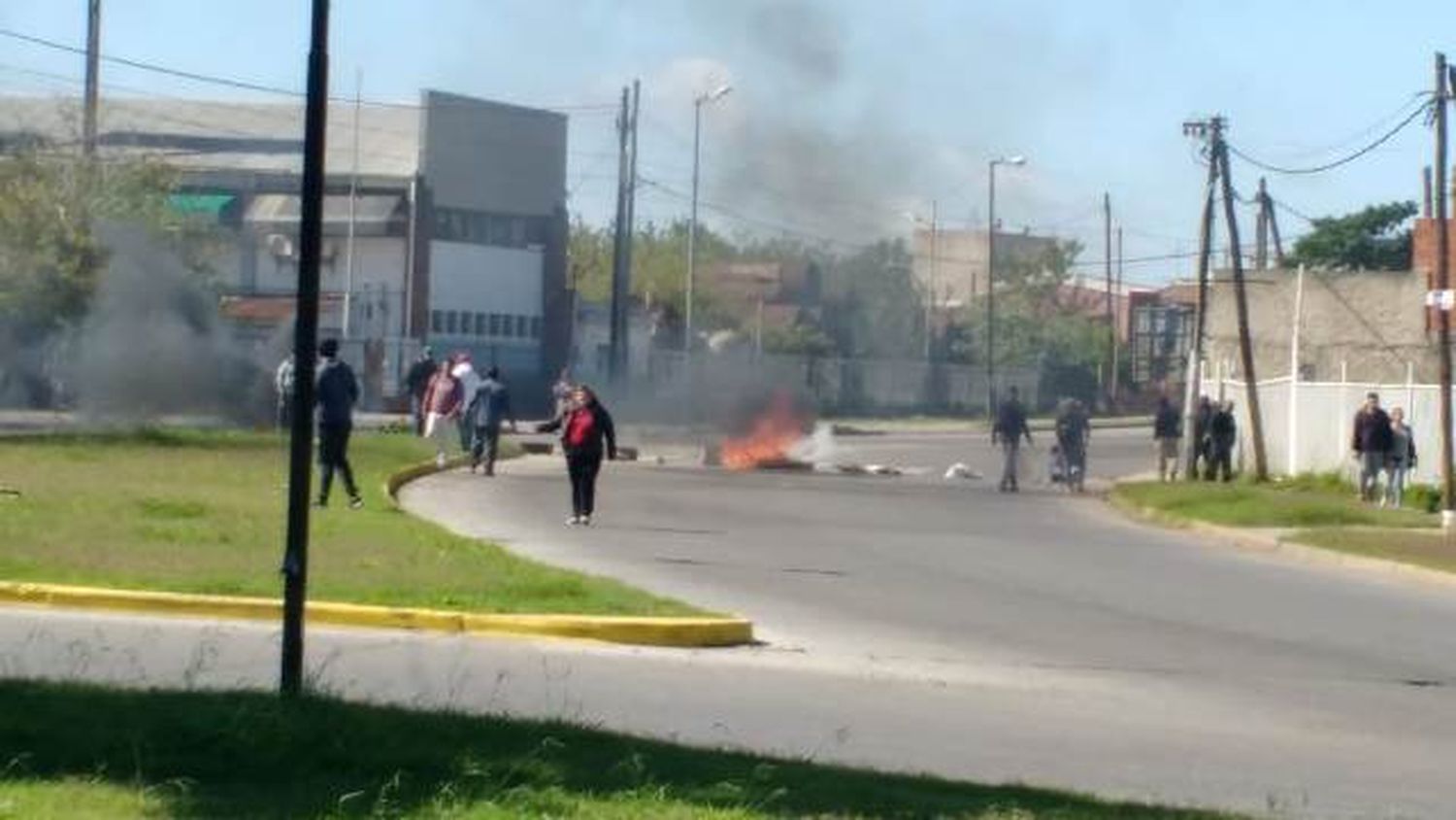 Quilmes: Reclamo en frigorífico Penta por adeudar salarios