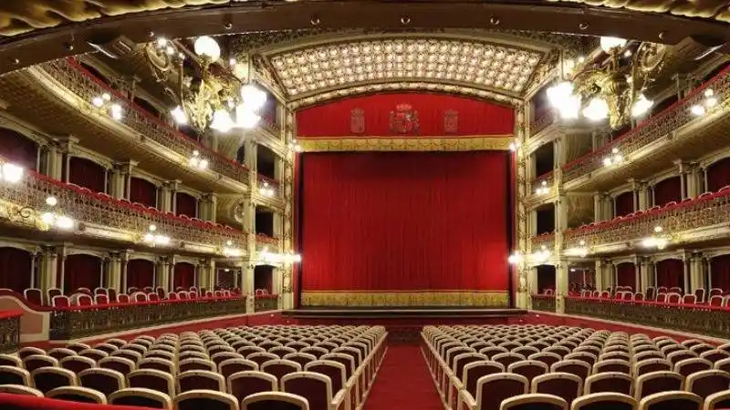 Verano 2021: Flexibilización con protocolos para espectáculos teatrales y musicales de la Provincia