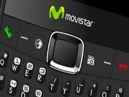 Multan a Movistar por cambios en los planes