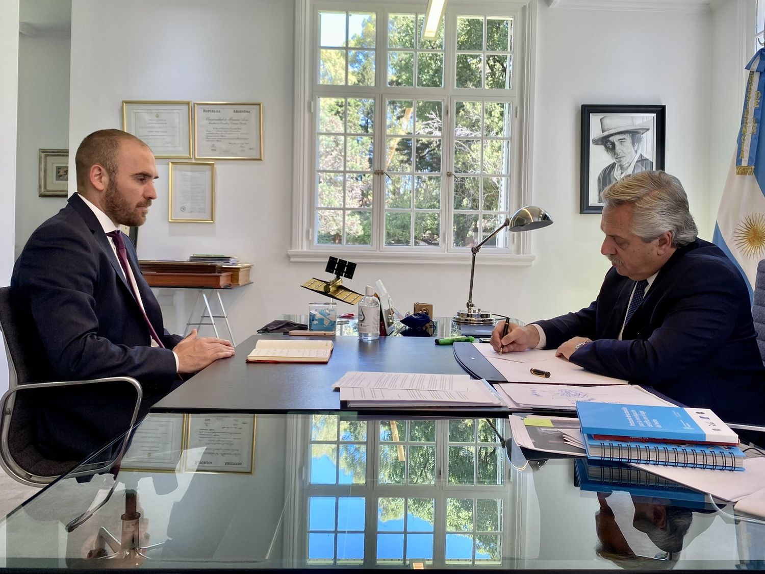 Guzmán confirmó que el gobierno sigue con el proyecto de gravar “renta inesperada”