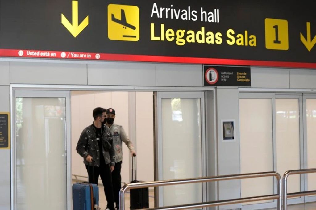 España levanta la cuarentena obligatoria para viajeros argentinos