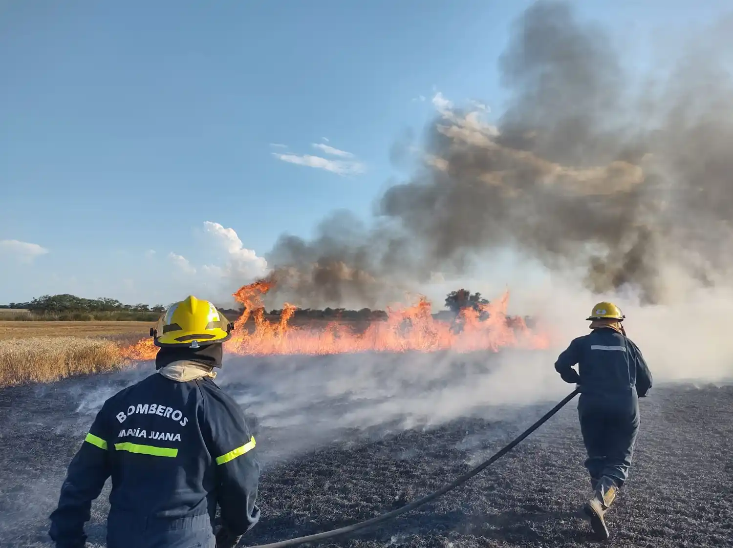 Arduo trabajo durante casi dos horas para frenar un incendio en zona rural de la región