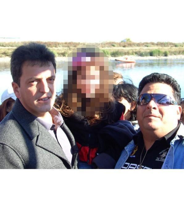 Críticas a Massa tras difusión de foto donde se lo ve junto al Pai César, detenido en el caso Melina Romero