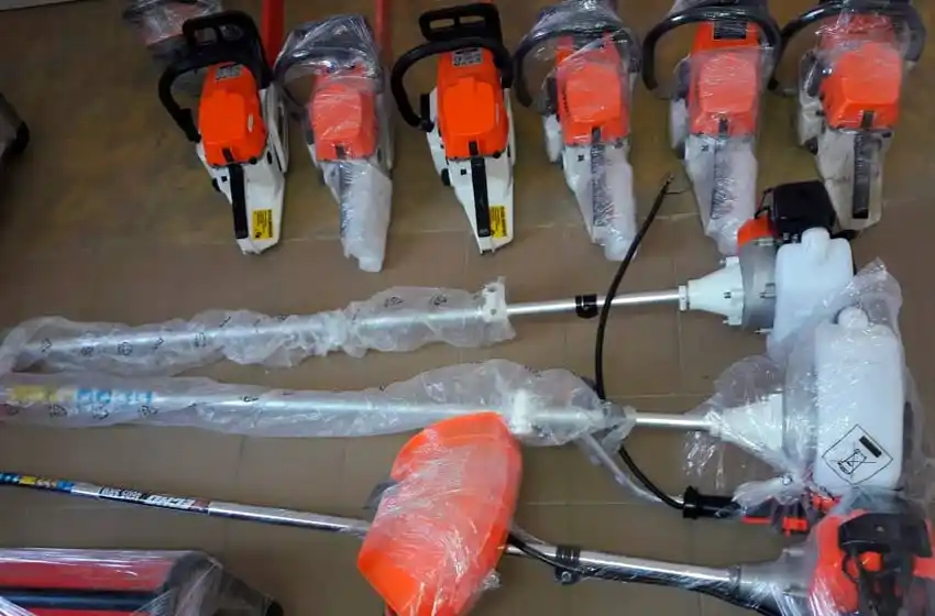 Lo descubren vendiendo maquinaria adulterada: tenía pedido de captura por hurto y defraudación