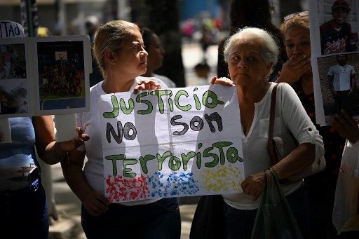 «Mi hijo NO ES UN DELINCUENTE, no es un terrorista»: el clamor de madre de uno de los adolescentes preso (Video)