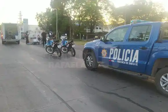 Se cayó con la moto y, por el golpe, tuvo que ser hospitalizada