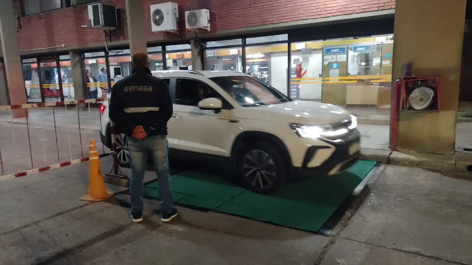 Realizan controles en la frontera Gualeguaychú-Fray bentos para evitar casos de influenza aviar