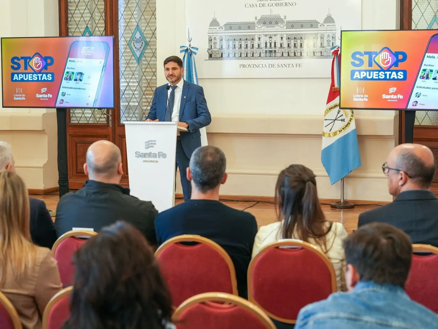 Pullaro presentó una aplicación para que los padres controles las páginas web a las que acceden sus hijos