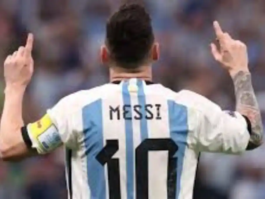 El delantero rosarino jugara su ultimo partido oficial en suelo argentino ante Venezuela (Foto: Gentilezas)