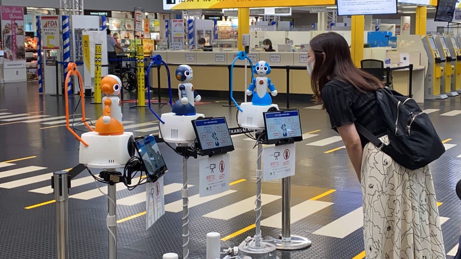 Los robots brindan cada vez más soluciones en los aeropuertos