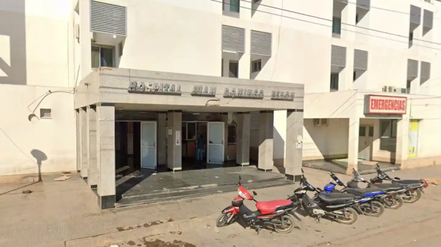 La nena es atendida en el Hospital Juan Domingo Perón de Tartagal.