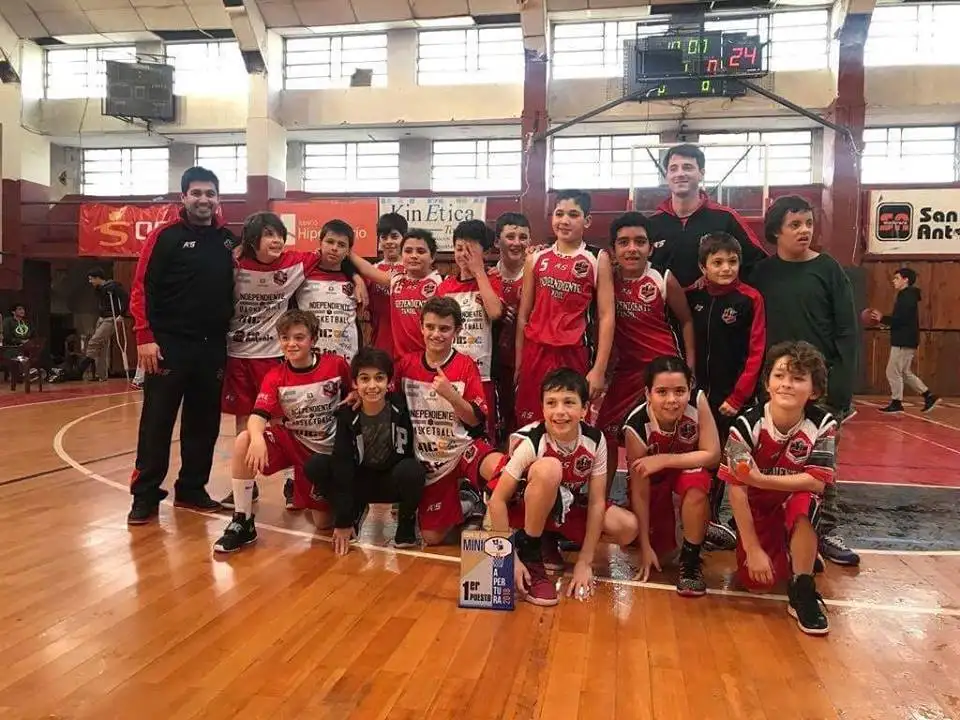 Independiente obtuvo  la Copa de Oro en mini