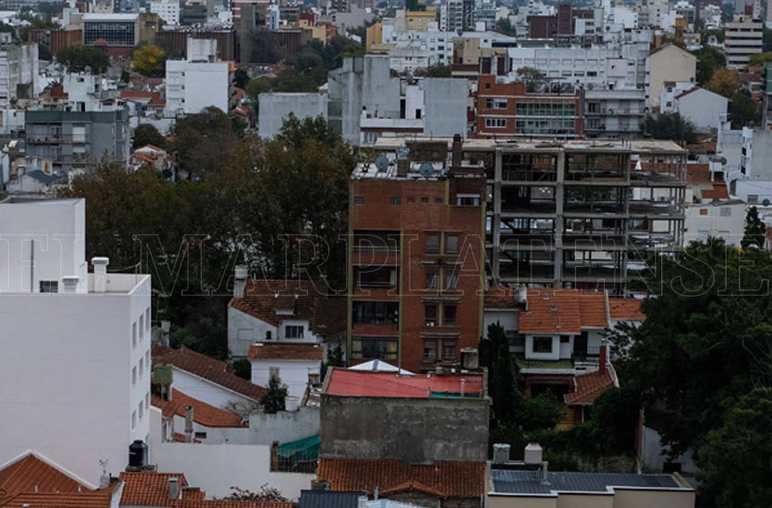 Alertan sobre la regularización de obras clandestinas