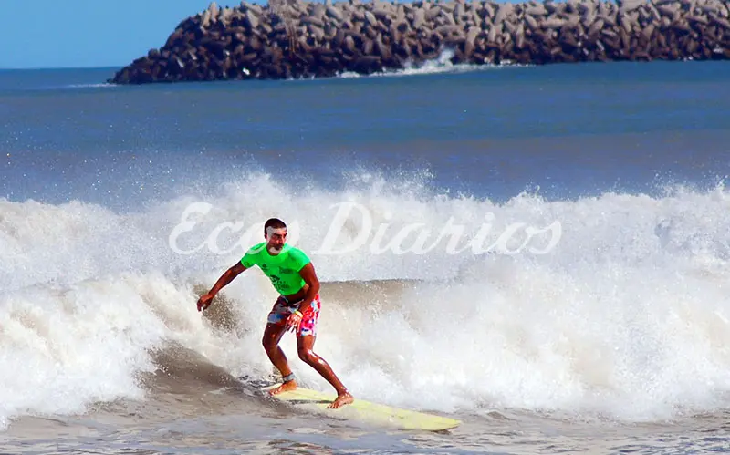 Campeones de surf longboard -FOTOGALERIA-