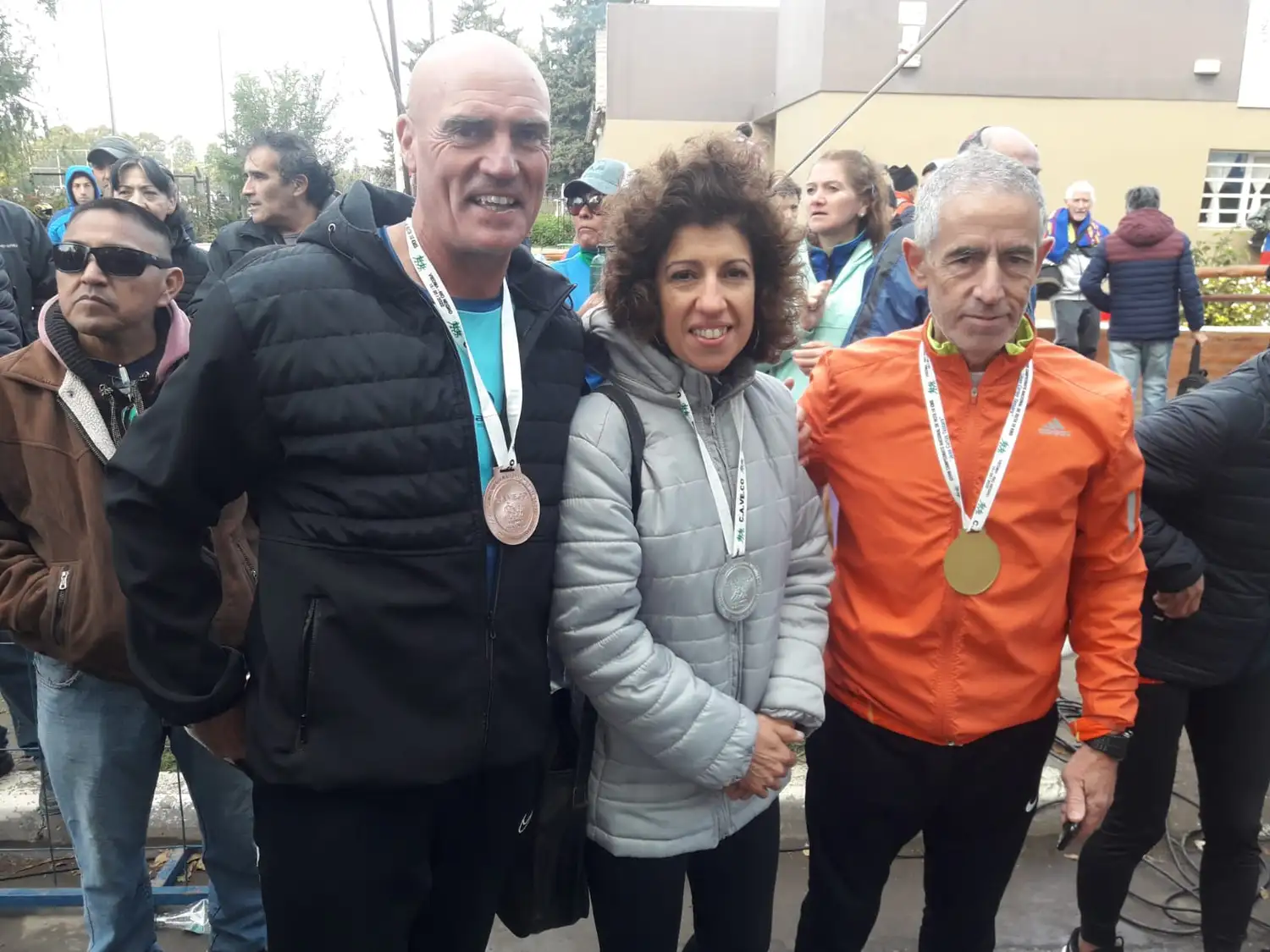 Marderwald, Helmsauer y Artero.