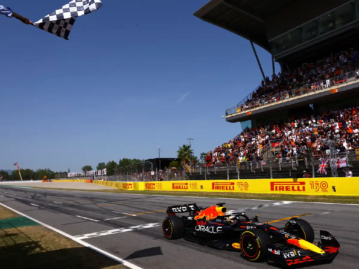 Verstappen se adjudicó el GP de España