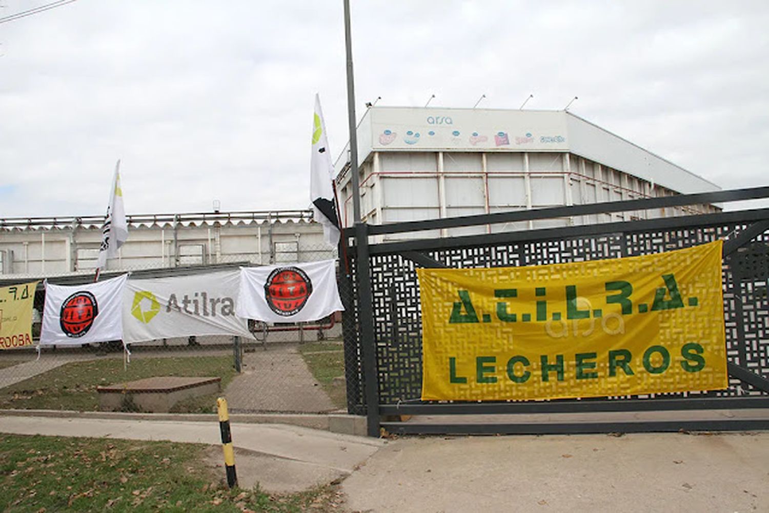 Crisis en Arenaza, el pequeño pueblo donde se creó el Mendicrim: ARSA suspende su producción y peligran 200 empleos