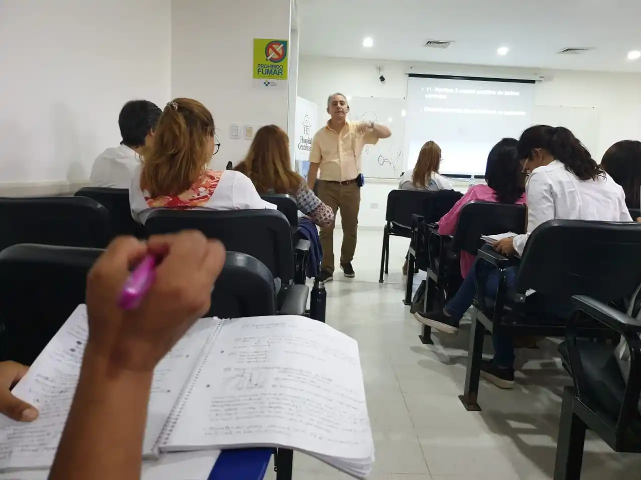 Capacitación: Concluyó el curso bienal de odontología en el Hospital Centenario 