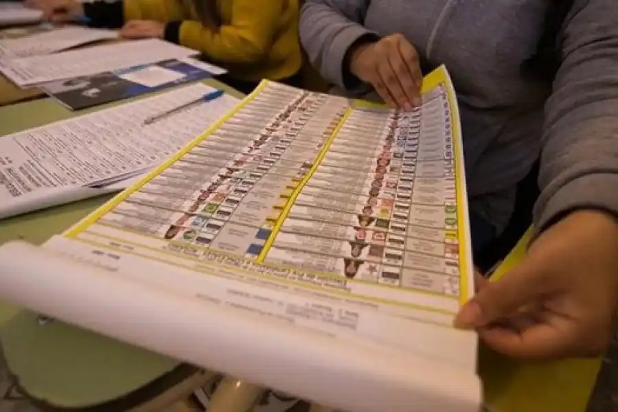 Este lunes por la tarde se exhibirán los modelos de Boletas Únicas que se usarán en las PASO