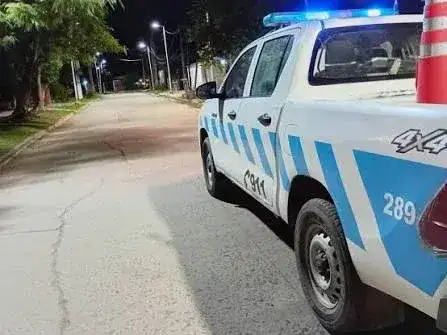 Dos hombres detenidos por alterar el orden público en el barrio San Juan Bautista